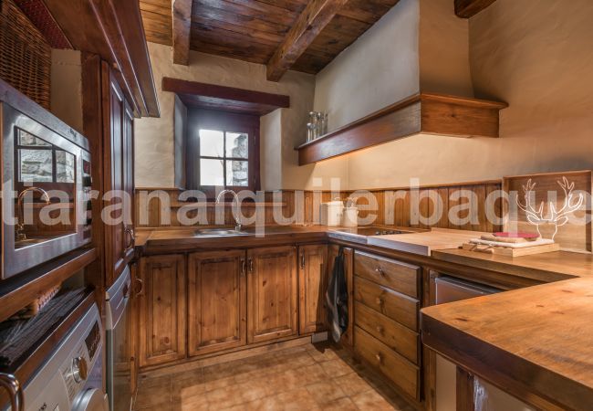 Casa en Arties - Casa Es Pletieus by Totiaran Casa en Arties - Casa Es Pletieus by Totiaran