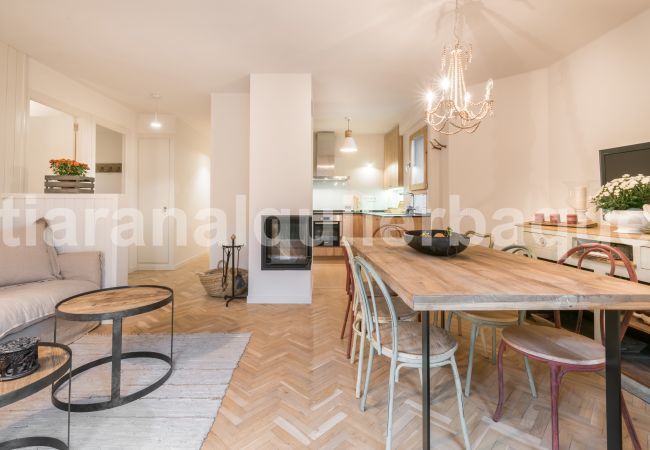 Salón comedor Era Piusa Totiaran, apartamento en Vielha, Valle de Aran Salon Era Piusa Totiaran, appartement à Vielha, Val d'Aran