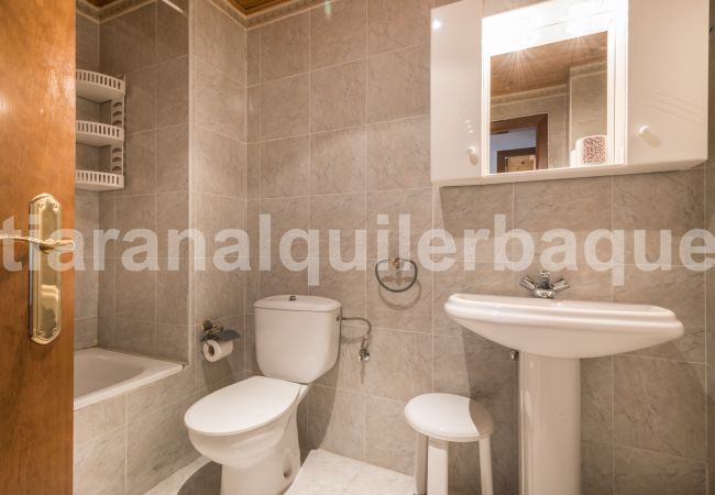 Apartamento en Vielha e Mijaran - Montcorbison by Totiaran Apartamento en Vielha e Mijaran - Montcorbison by Totiaran