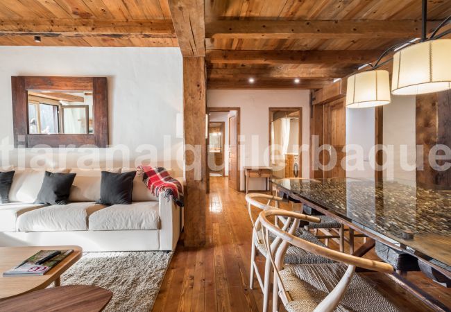 Apartamento en Baqueira - Manaud - Pleta de Jus by Totiaran Apartamento en Baqueira - Manaud - Pleta de Jus by Totiaran