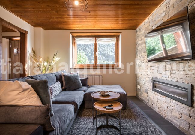 Casa adosada en Salardú - Casa Pujo by Totiaran