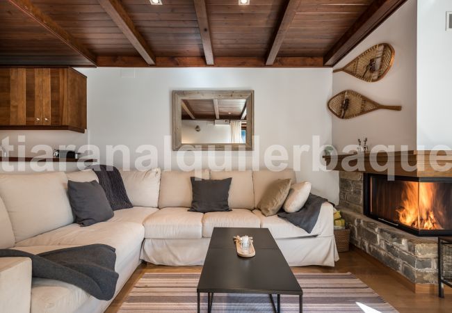 Apartamento en Baqueira - Peira Arroja by Totiaran Apartamento en Baqueira - Peira Arroja by Totiaran