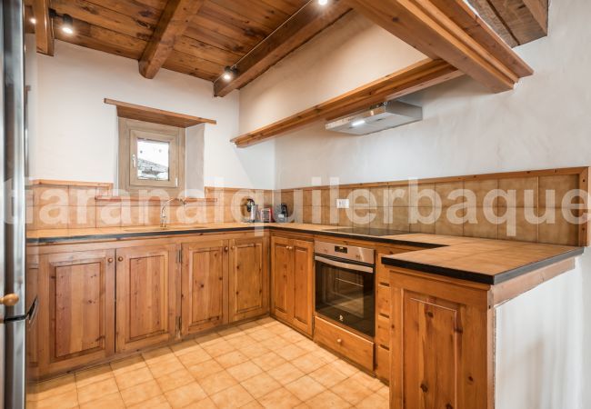 Casa en Baqueira - Riu Nere - Pleta de Jus by Totiaran Casa en Baqueira - Riu Nere - Pleta de Jus by Totiaran