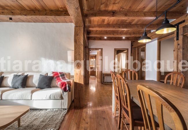 Casa en Baqueira - Riu Nere - Pleta de Jus by Totiaran Casa en Baqueira - Riu Nere - Pleta de Jus by Totiaran