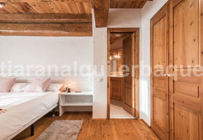 Casa en Baqueira - Riu Nere - Pleta de Jus by Totiaran Casa en Baqueira - Riu Nere - Pleta de Jus by Totiaran