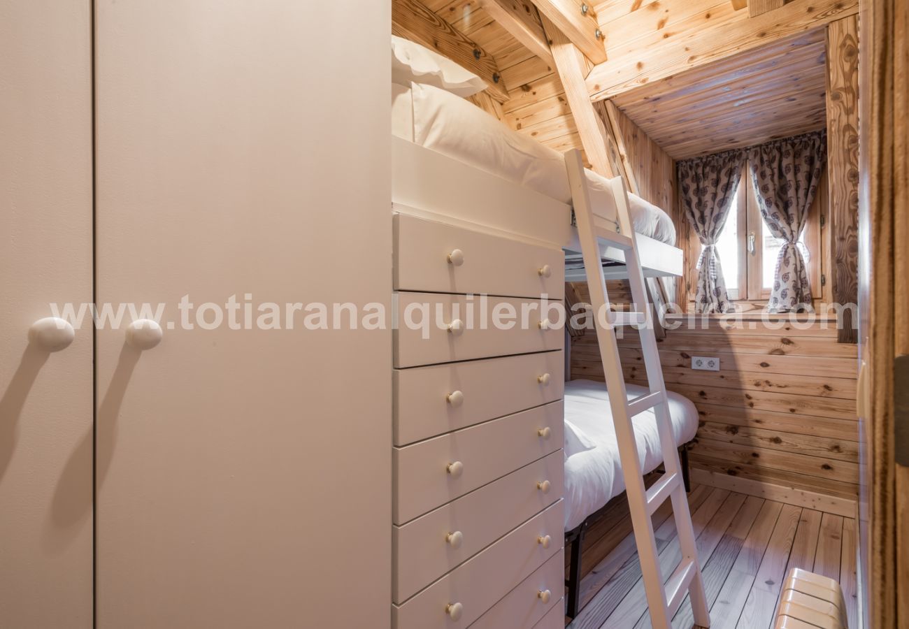 Chalet en Baqueira - Casa Bosque by Totiaran