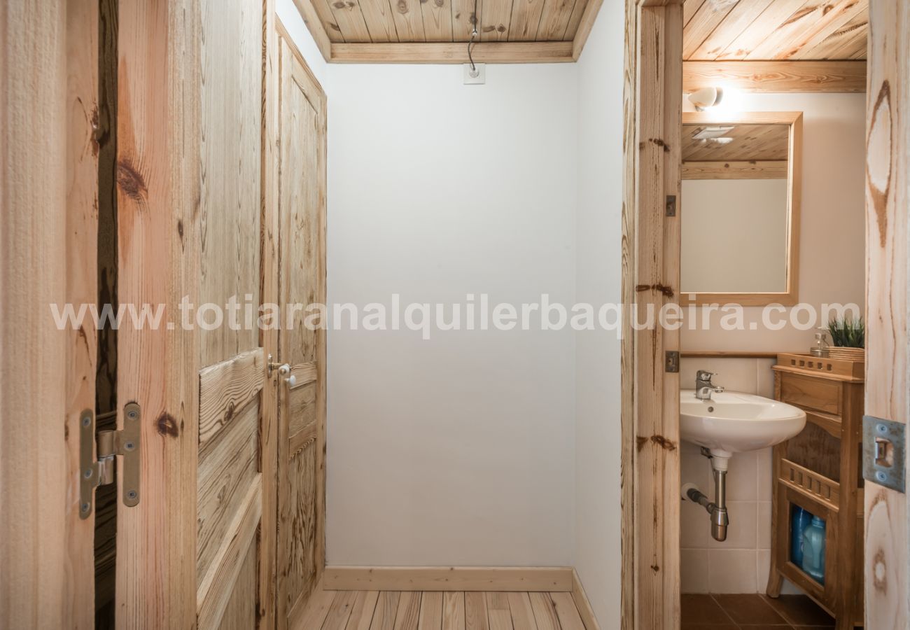 Chalet en Baqueira - Casa Bosque by Totiaran