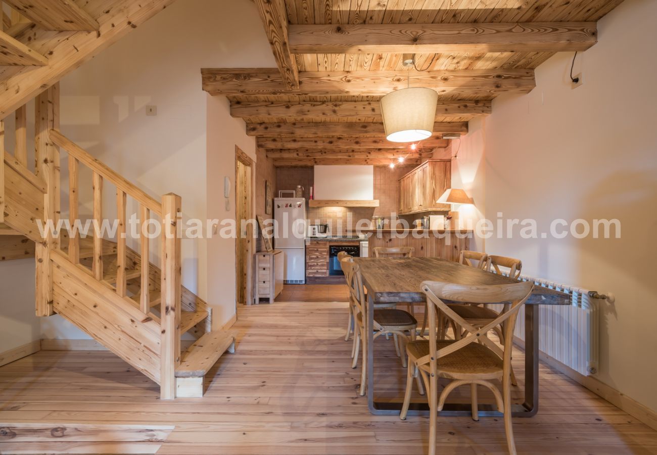 Chalet en Baqueira - Casa Bosque by Totiaran