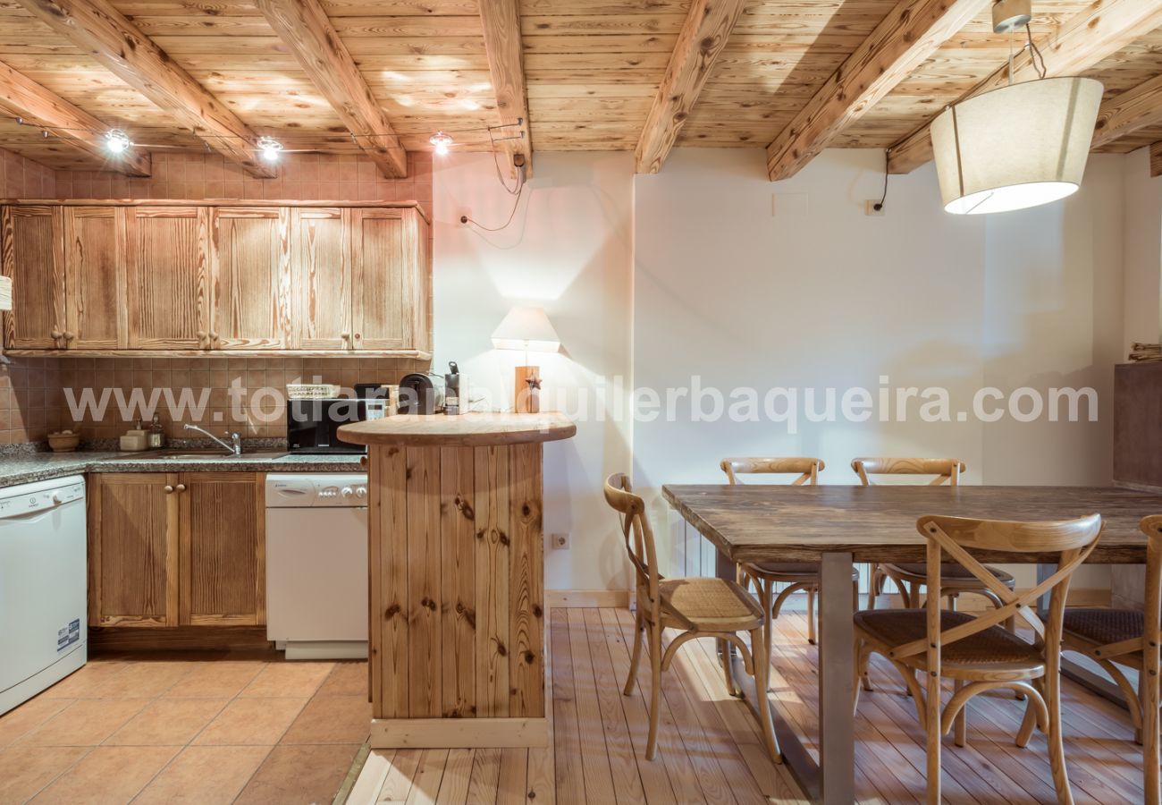 Chalet en Baqueira - Casa Bosque by Totiaran