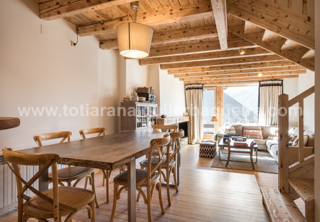 Chalet en Baqueira - Casa Bosque by Totiaran