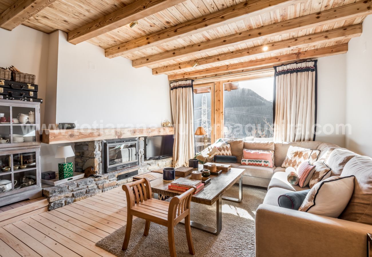 Chalet en Baqueira - Casa Bosque by Totiaran