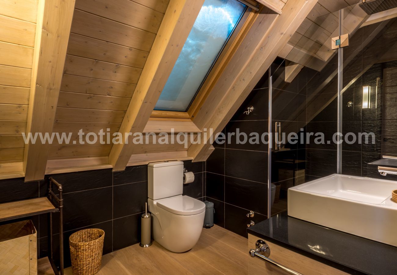 Casa en Baqueira - Casa Chamois by Totiaran