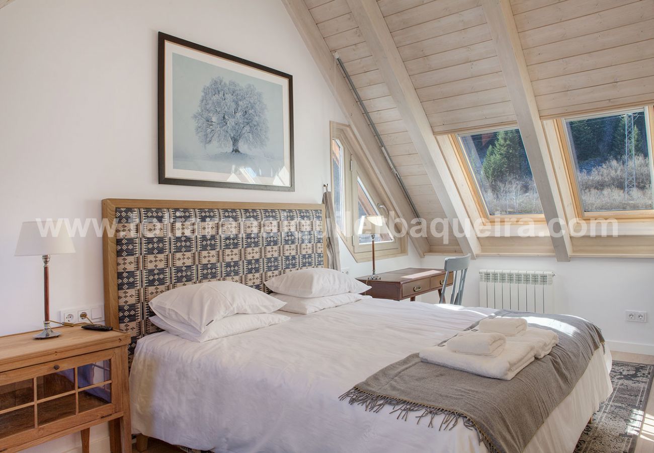 Casa en Baqueira - XP_ Casa Hereisho by Totiaran
