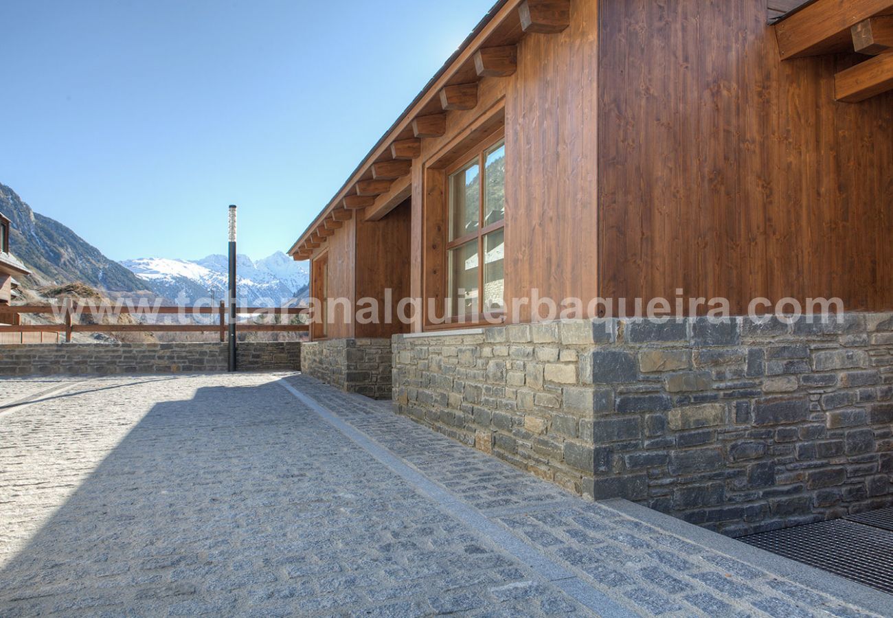 Casa en Baqueira - XP_ Casa Hereisho by Totiaran