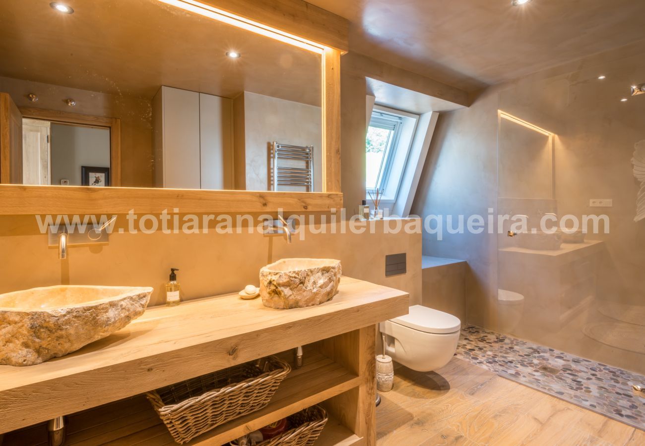 Casa en Baqueira - Casa Lobo by Totiaran