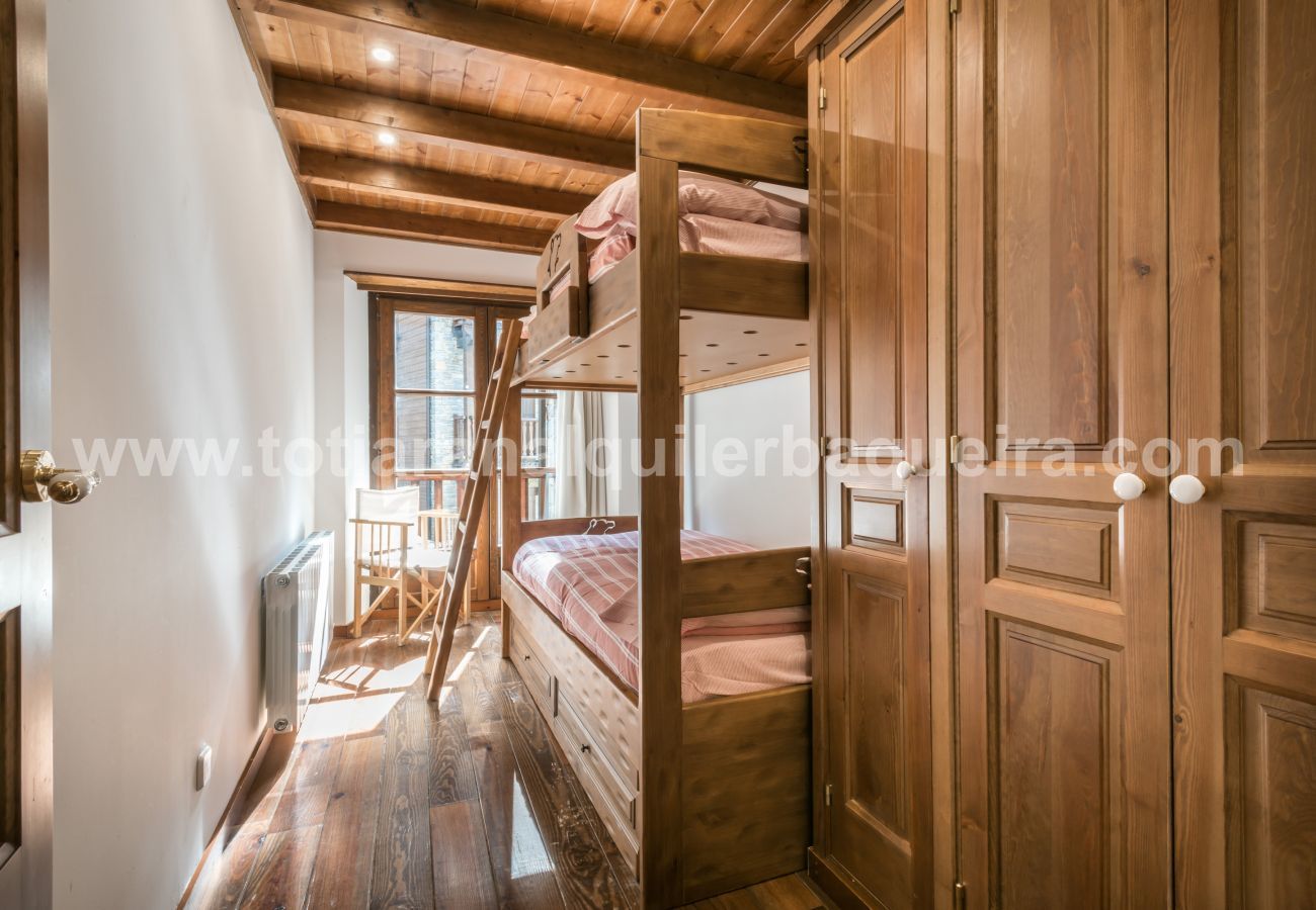 Apartamento en Baqueira - Ribereta by Totiaran