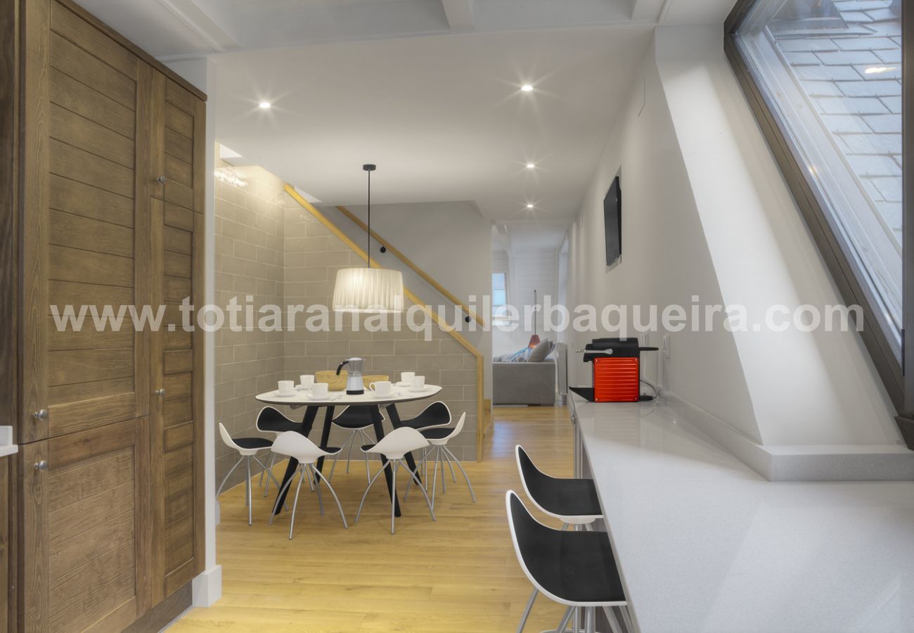 Cocina apartamento Vinyeta by Totiaran, Val de Ruda, pie de pistas