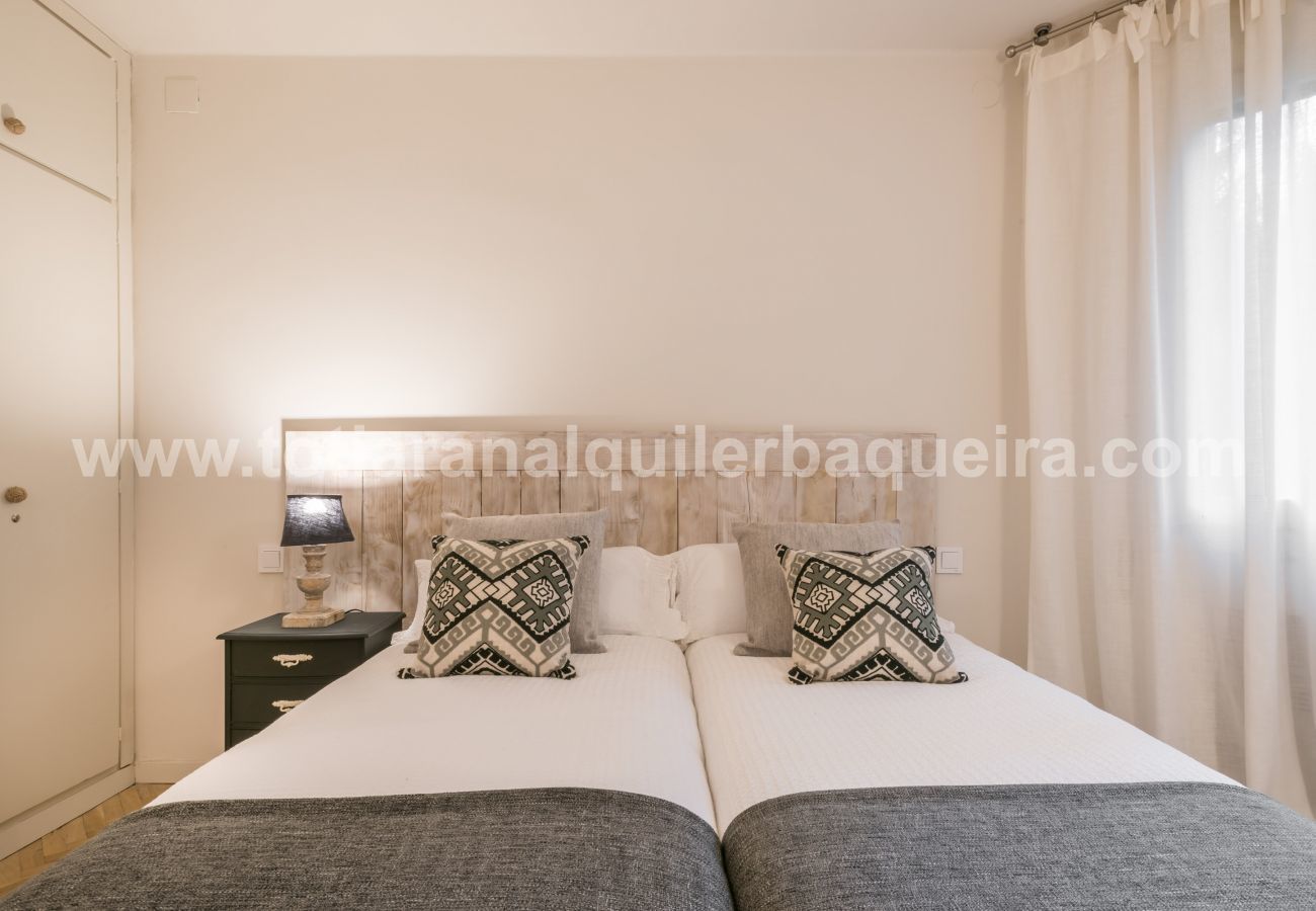 Dormitorio Era Piusa Totiaran, apartamento en Vielha, Valle de Aran Dormitorio Era Piusa Totiaran, apartamento en Vielha, Valle de Aran