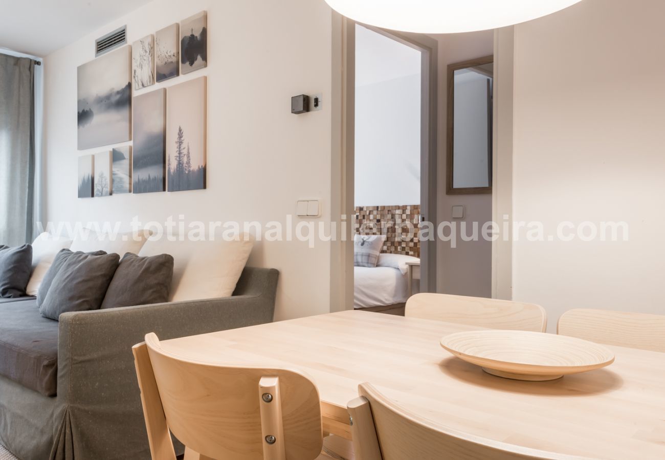 Apartamento en Baqueira - Mirador by Totiaran