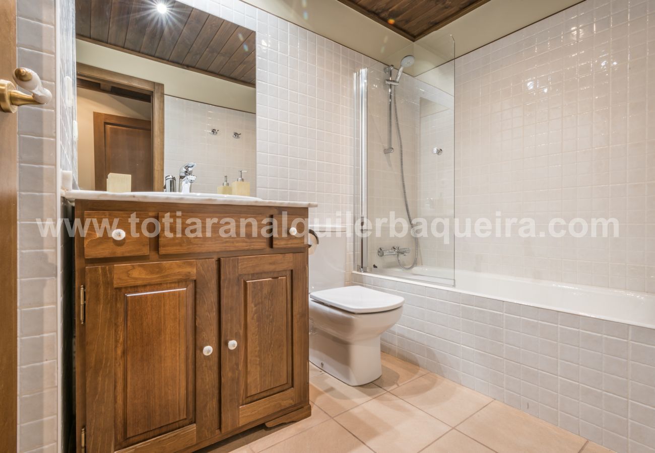 Apartamento en Baqueira - Invernalia by Totiaran