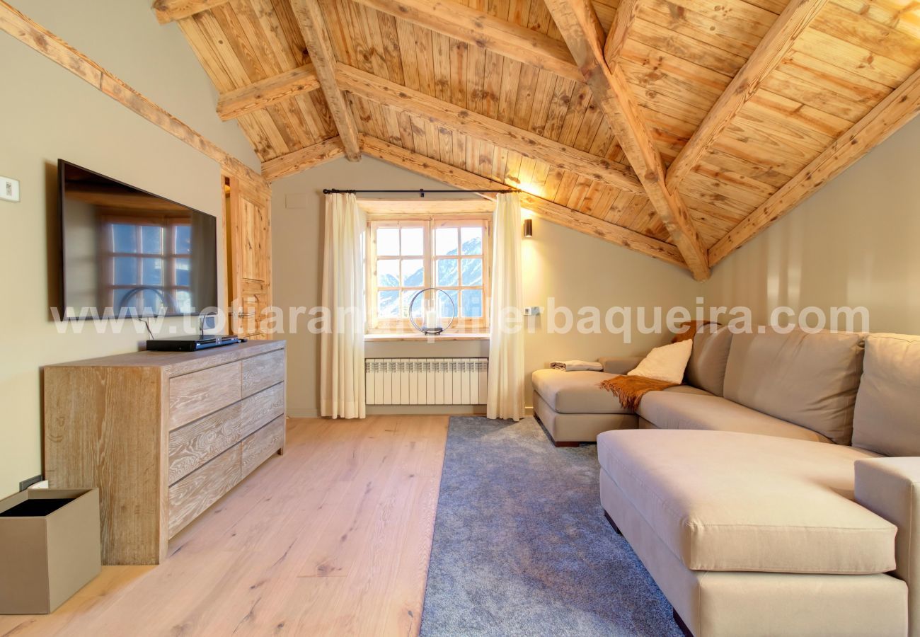 Casa en Baqueira - Casa Torreon by Totiaran