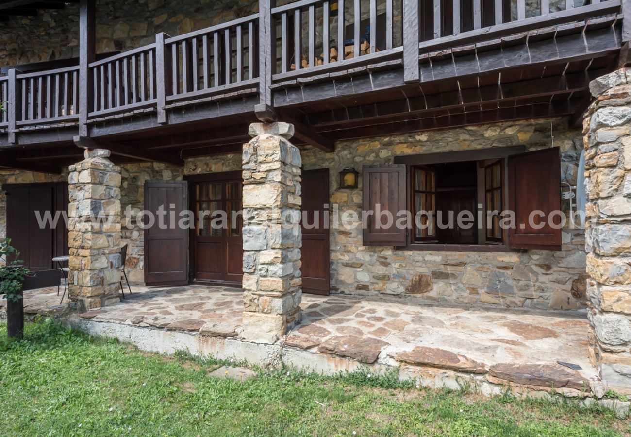 Aiguamoix by Totiaran espectacular terraza, apartamento para 8 personas en Tredós, Val de Arán