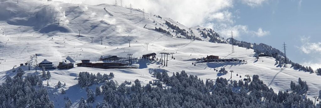 Vuelve la nieve con fuerza a baqueira