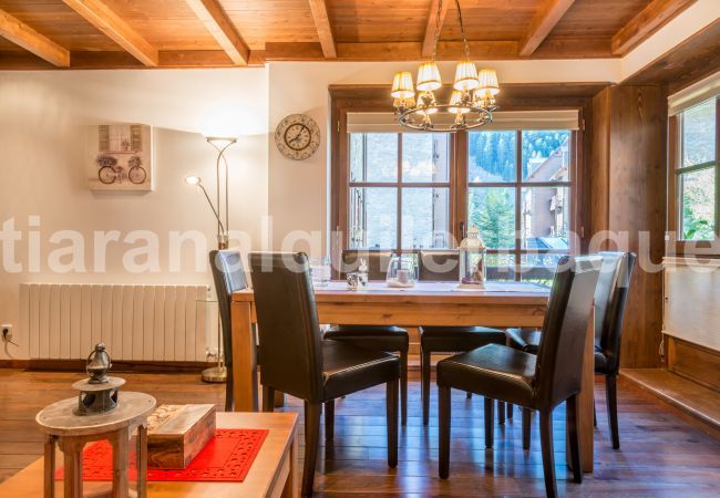 Apartment in Baqueira - Garona by Totiaran