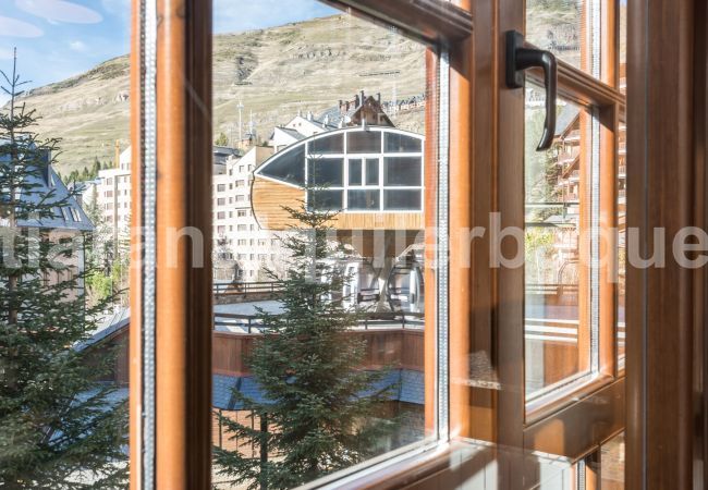 Apartment in Baqueira - Craba by Totiaran