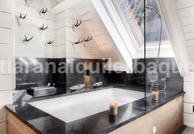 House in Baqueira - Casa Beret Deluxe by Totiaran House in Baqueira - Casa Beret Deluxe by Totiaran