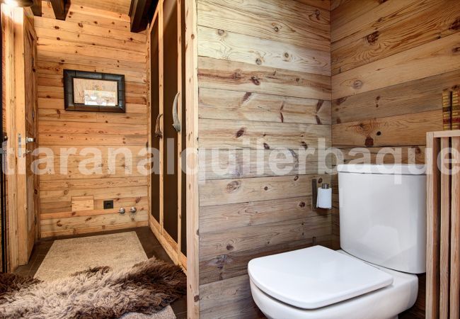 House in Baqueira - Casa Beret Deluxe by Totiaran House in Baqueira - Casa Beret Deluxe by Totiaran