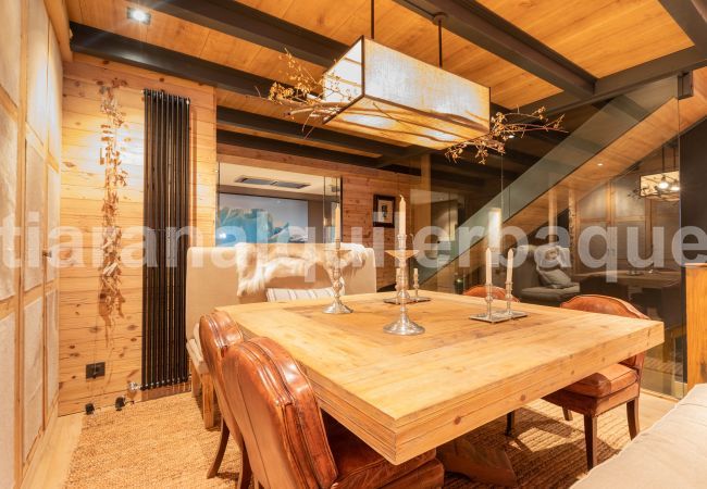 House in Baqueira - Casa Beret Deluxe by Totiaran House in Baqueira - Casa Beret Deluxe by Totiaran