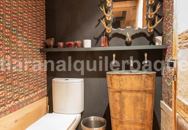 House in Baqueira - Casa Beret Deluxe by Totiaran House in Baqueira - Casa Beret Deluxe by Totiaran