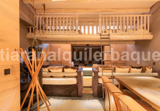 House in Baqueira - Casa Beret Deluxe by Totiaran House in Baqueira - Casa Beret Deluxe by Totiaran