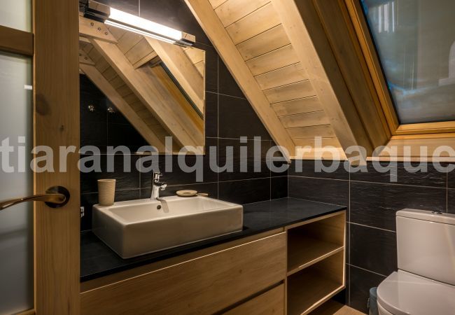 House in Baqueira - Casa Chamois by Totiaran House in Baqueira - Casa Chamois by Totiaran