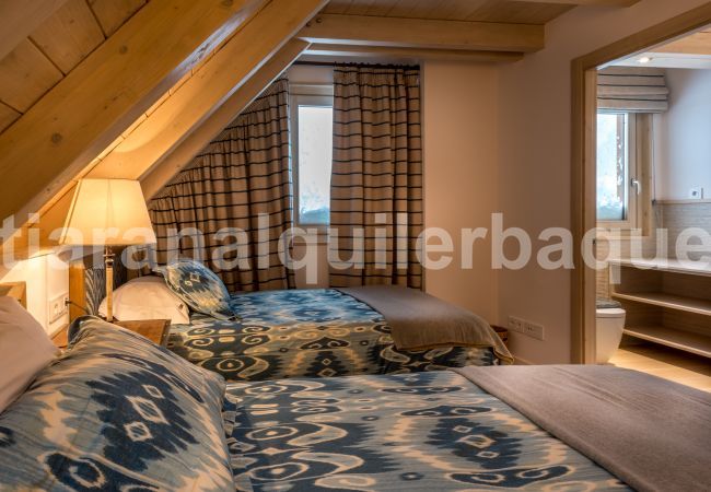 House in Baqueira - Casa Chamois by Totiaran House in Baqueira - Casa Chamois by Totiaran