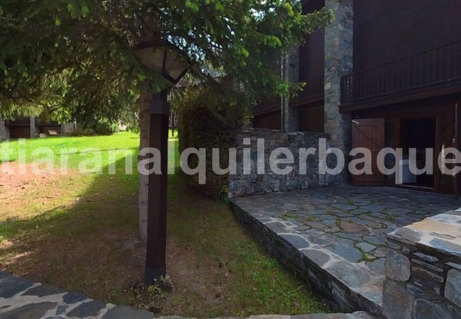 House in Salardú - Casa Nautada by Totiaran House in Salardú - Casa Nautada by Totiaran