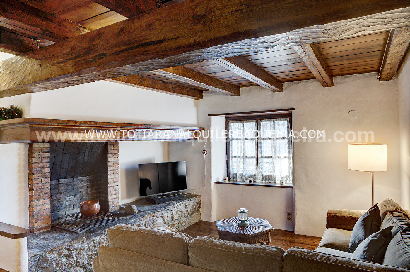 Living room Era Cascada  Totiaran, apartment in Pleta Baqueira