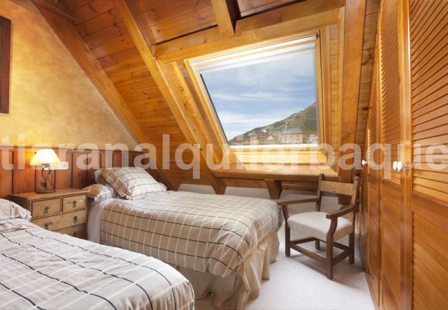 Apartment in Salardú - Eth Pui by Totiaran Apartment in Salardú - Eth Pui by Totiaran
