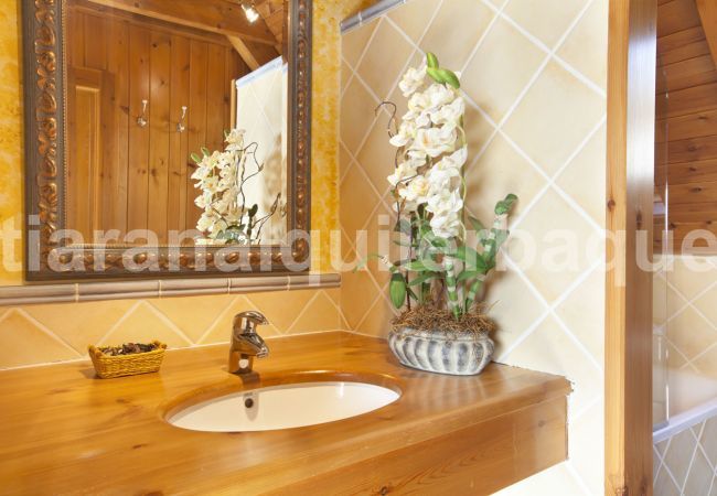 Apartment in Salardú - Eth Pui by Totiaran Apartment in Salardú - Eth Pui by Totiaran