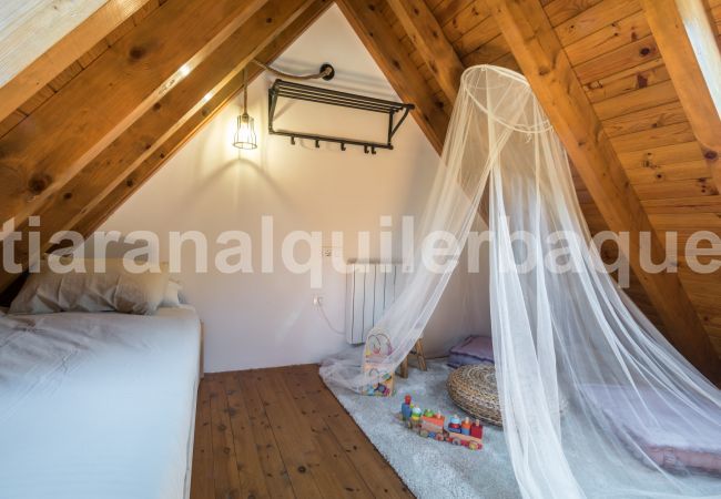 Apartment in Arties - Liat by Totiaran Apartment in Arties - Liat by Totiaran