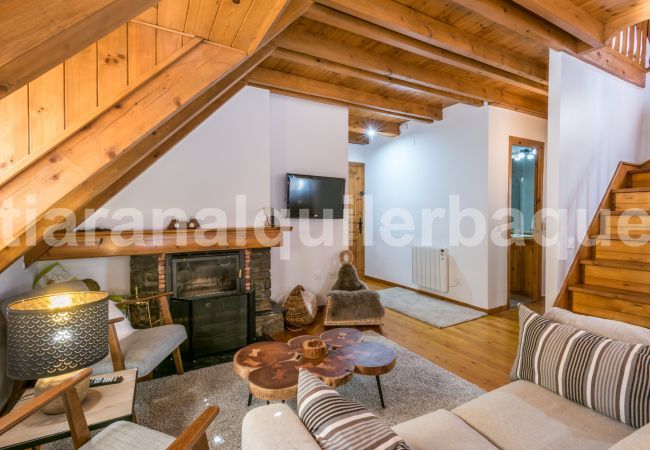 Apartment in Arties - Liat by Totiaran Apartment in Arties - Liat by Totiaran