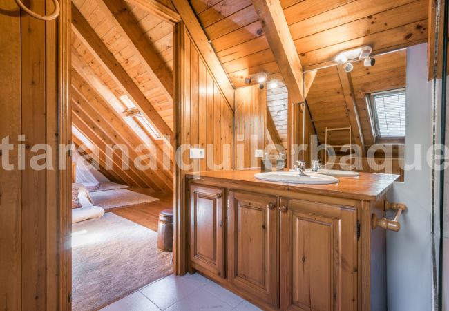 Apartment in Arties - Liat by Totiaran Apartment in Arties - Liat by Totiaran