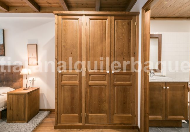 Apartment in Baqueira - Orri by Totiaran