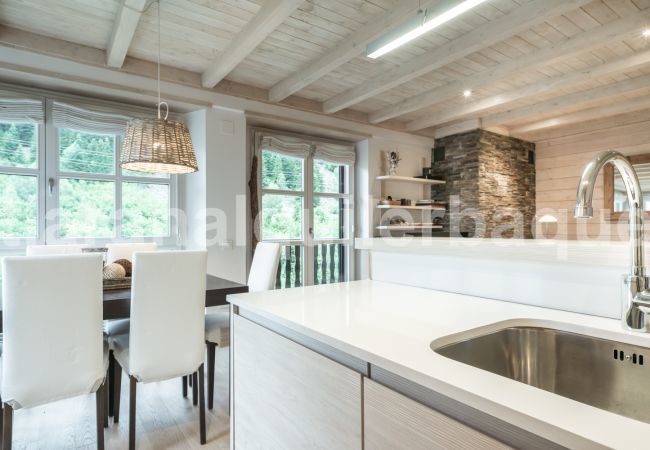 Apartment in Baqueira - Tubo Nere by Totiaran Apartment in Baqueira - Tubo Nere by Totiaran