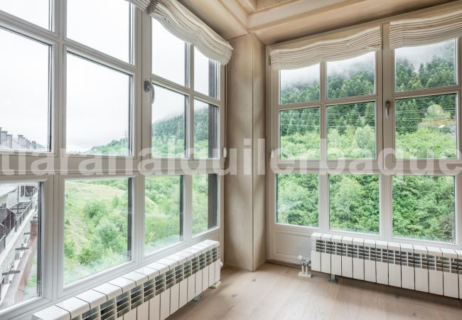 Apartment in Baqueira - Tubo Nere by Totiaran Apartment in Baqueira - Tubo Nere by Totiaran