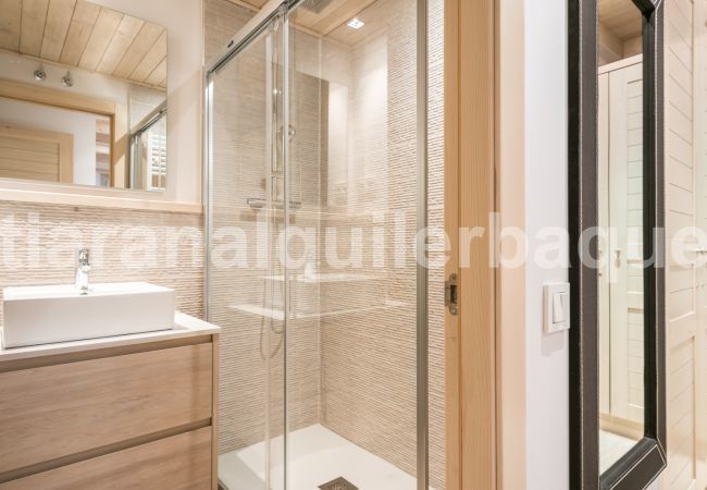 Apartment in Baqueira - Tubo Nere by Totiaran Apartment in Baqueira - Tubo Nere by Totiaran