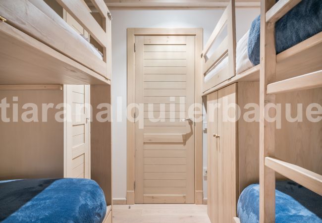 Apartment in Baqueira - Tubo Nere by Totiaran Apartment in Baqueira - Tubo Nere by Totiaran