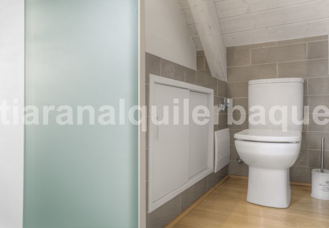 Bathroom Vinyeta by Totiaran apartement, Val de Ruda, pie de pistas