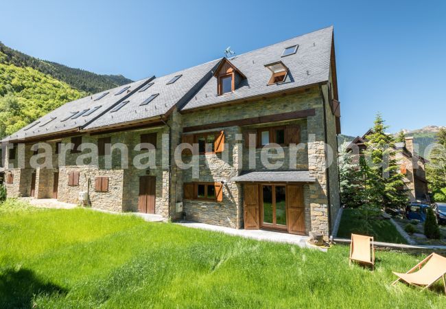House in Casarilh - La Maison du Loup by Totiaran House in Casarilh - La Maison du Loup by Totiaran